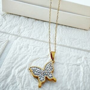 Colar Borboleta com Strass